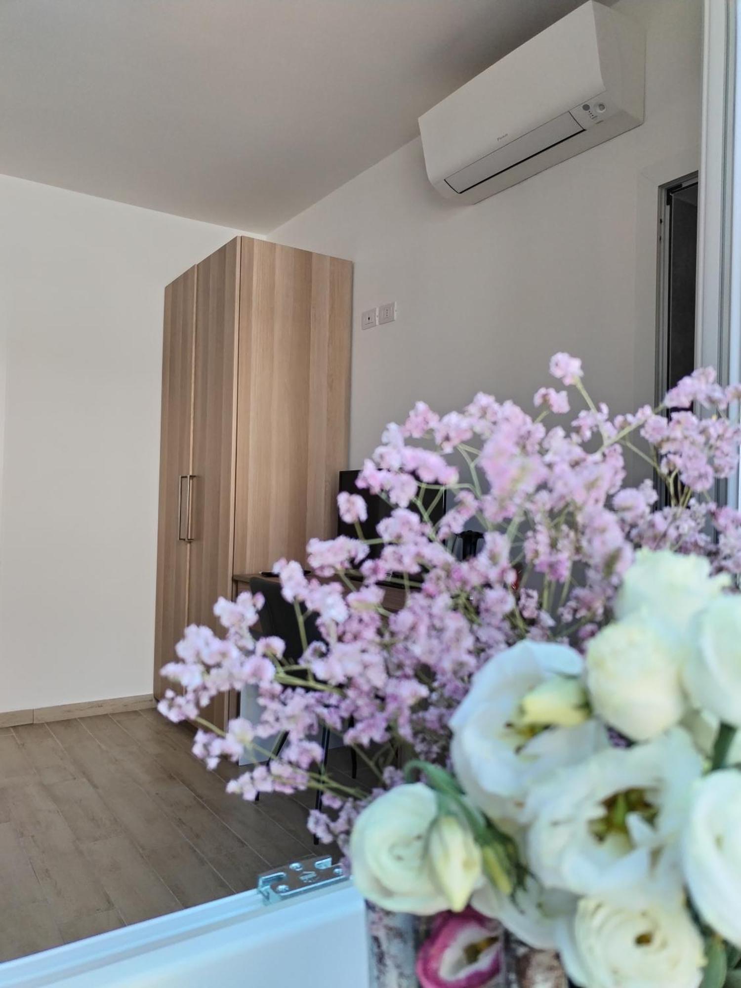Arcobaleno Rooms Mestre-Venezia Exterior foto